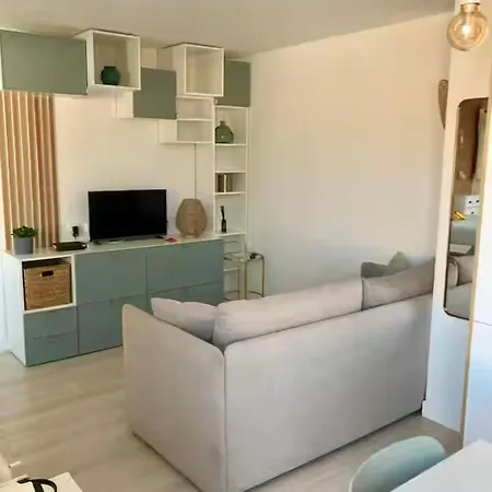 Apartman Bright 2-room - Rooftop Terrace - Swimming Pool *