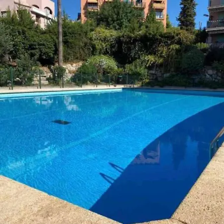 Bright 2-room - Rooftop Terrace - Swimming Pool *